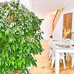 Holiday home Maison 34 Avec Service De Navette Bonlier