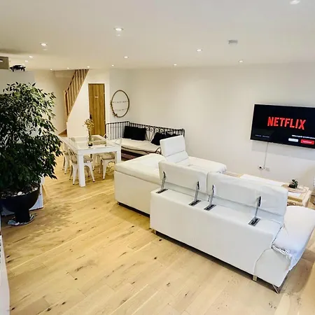 Kay Doudou 60m2 - 5 Min Aeroport - Navette - Parking Holiday home